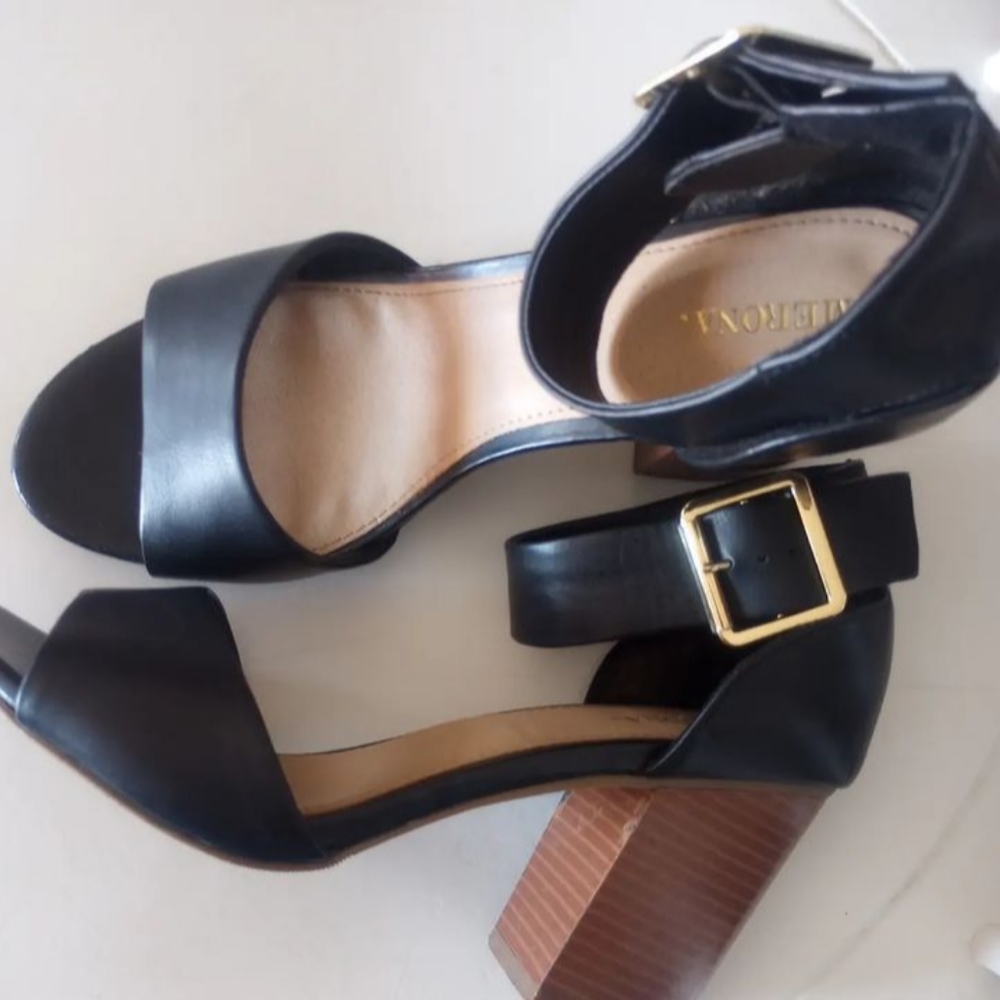 Black heels